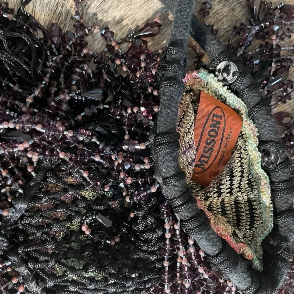 Exclusive MISSONNI bag in burgundy, new condition. Silk weave and rich stones. - Picture 3 of 16